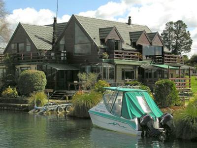 Waiteti Lakeside Lodge Ngongotaha 外观 照片